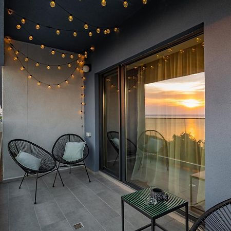 Golden Mirage Sunset Apartment Мамая Екстер'єр фото
